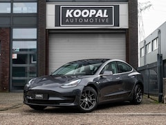 Tesla Model 3 - Standard RWD Plus 60 kWh | Trekhaak | Full Autopilot | 92% SoH |