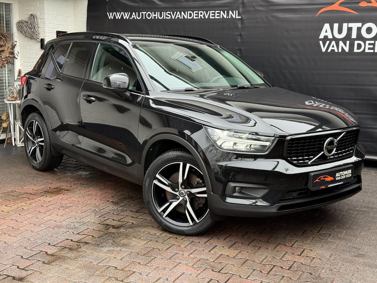Volvo XC40 - 1.5 T5 Recharge Inscription 1.5 T5 Recharge Inscription, ACC/Trekhaak/Memory/19 Inch/Etc - AutoWereld.nl
