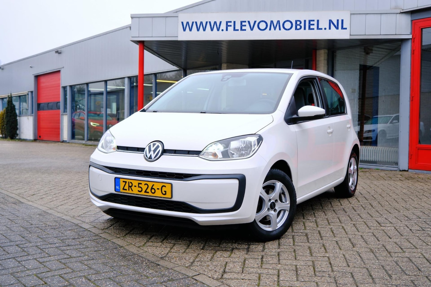 Volkswagen Up! - 1.0 BMT move up! Airco|LMV - AutoWereld.nl
