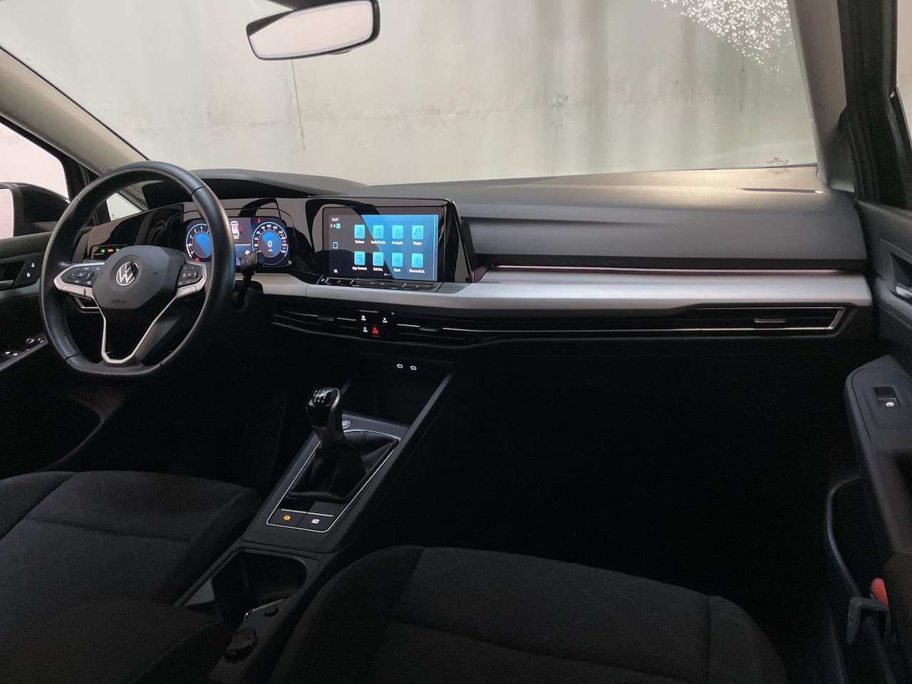 Volkswagen Golf Variant - 1.0 TSI 110pk Life Camera Navigatie App-Connect Adaptive Cruise - AutoWereld.nl