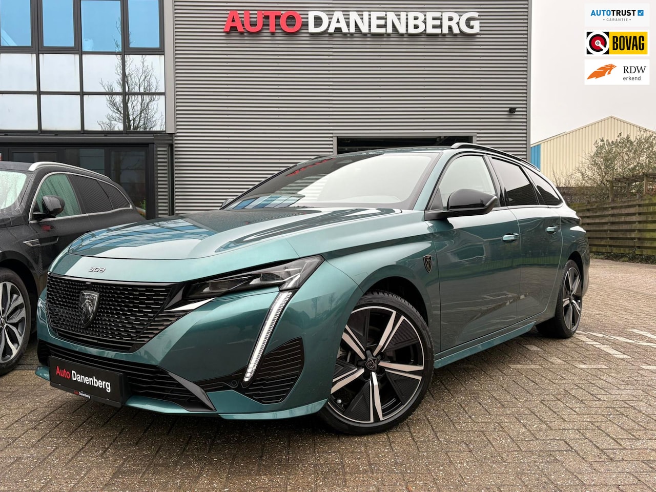 Peugeot 308 SW - 1.2 PureTech GT Automaat Weinig KM! Garantie - AutoWereld.nl