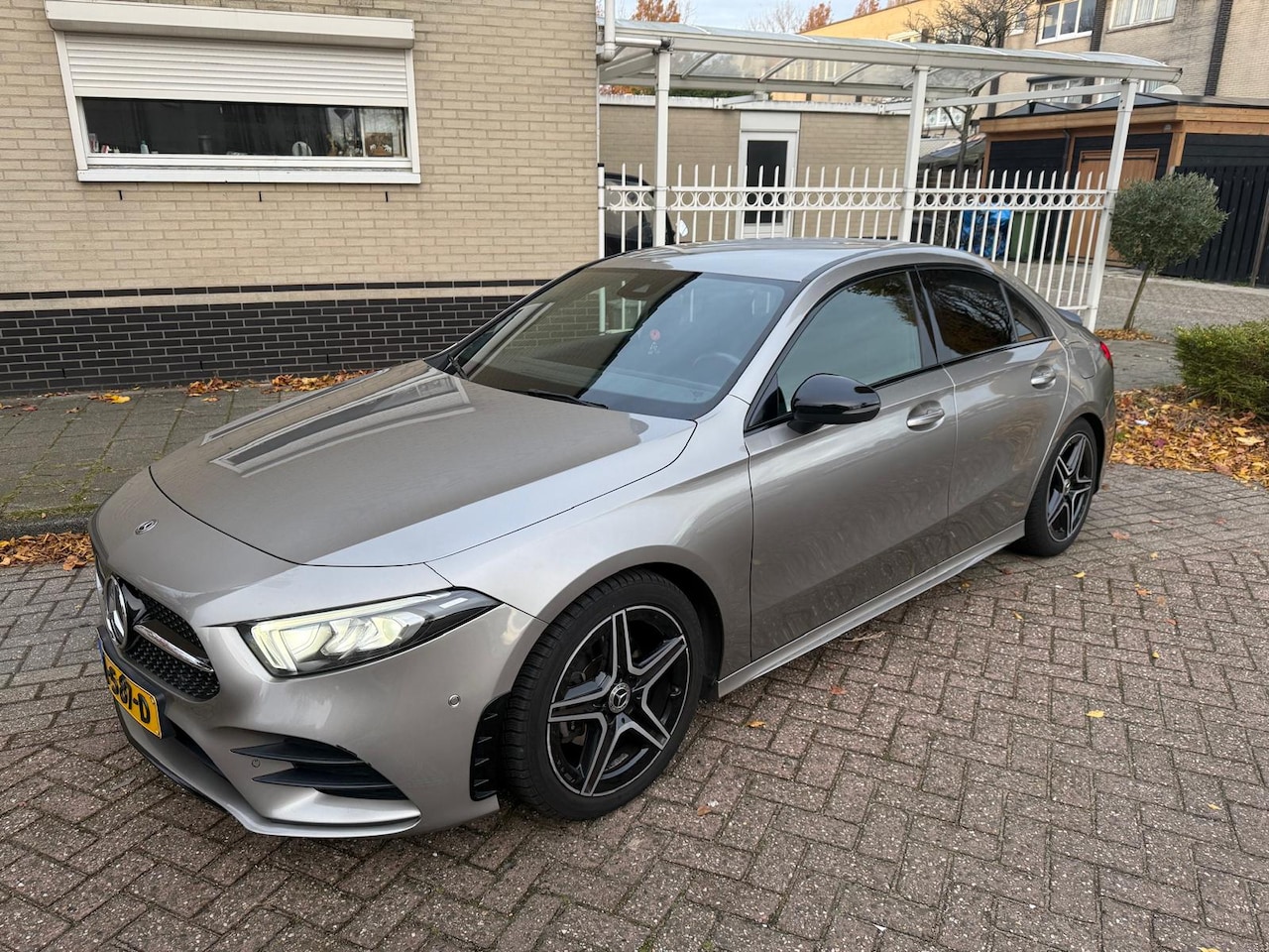 Mercedes-Benz A-klasse - 200 Business Solution AMG Night Upgrade - AutoWereld.nl