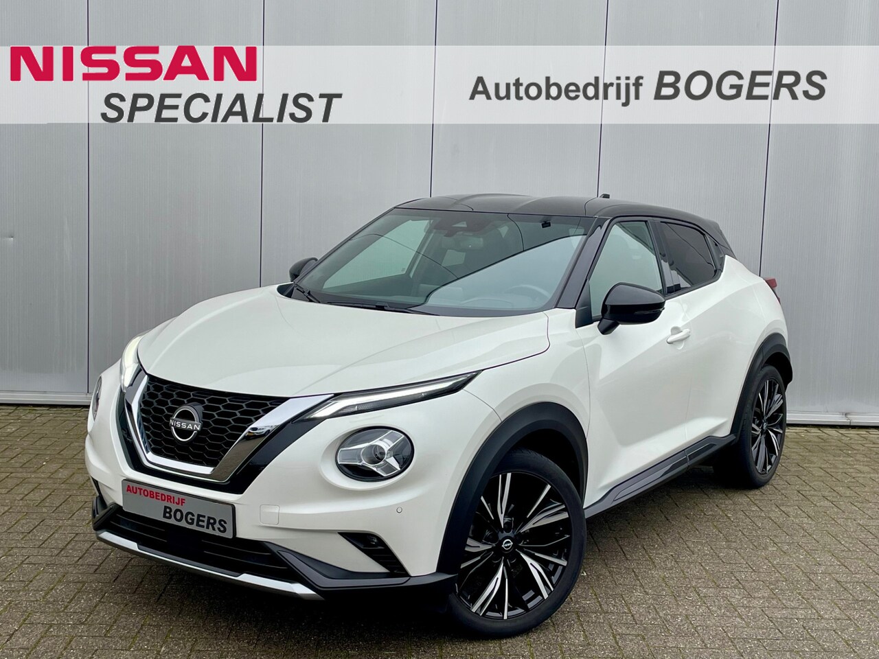 Nissan Juke - 1.0 DIG-T N-Design Automaat Navigatie, Climate Control, Cruise Control, 19"Lm, Achteruitri - AutoWereld.nl