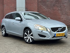 Volvo V60 - 2.4 D6 AWD Plug-In Hybrid Pure Limited|5 CIL|FULL-OPTIONS|GOED-ONDERHOUDEN