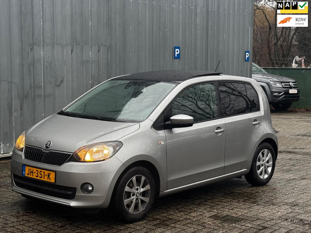 Skoda Citigo - 1.0 Style Automaat / Pano / Navi / Stoelverw / Orig NL! - AutoWereld.nl