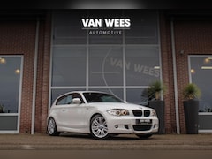 BMW 1-serie - 118i High Executive Edition M-sport | Facelift | NL auto | Shadow Line | 17 inch | Hi-Fi a