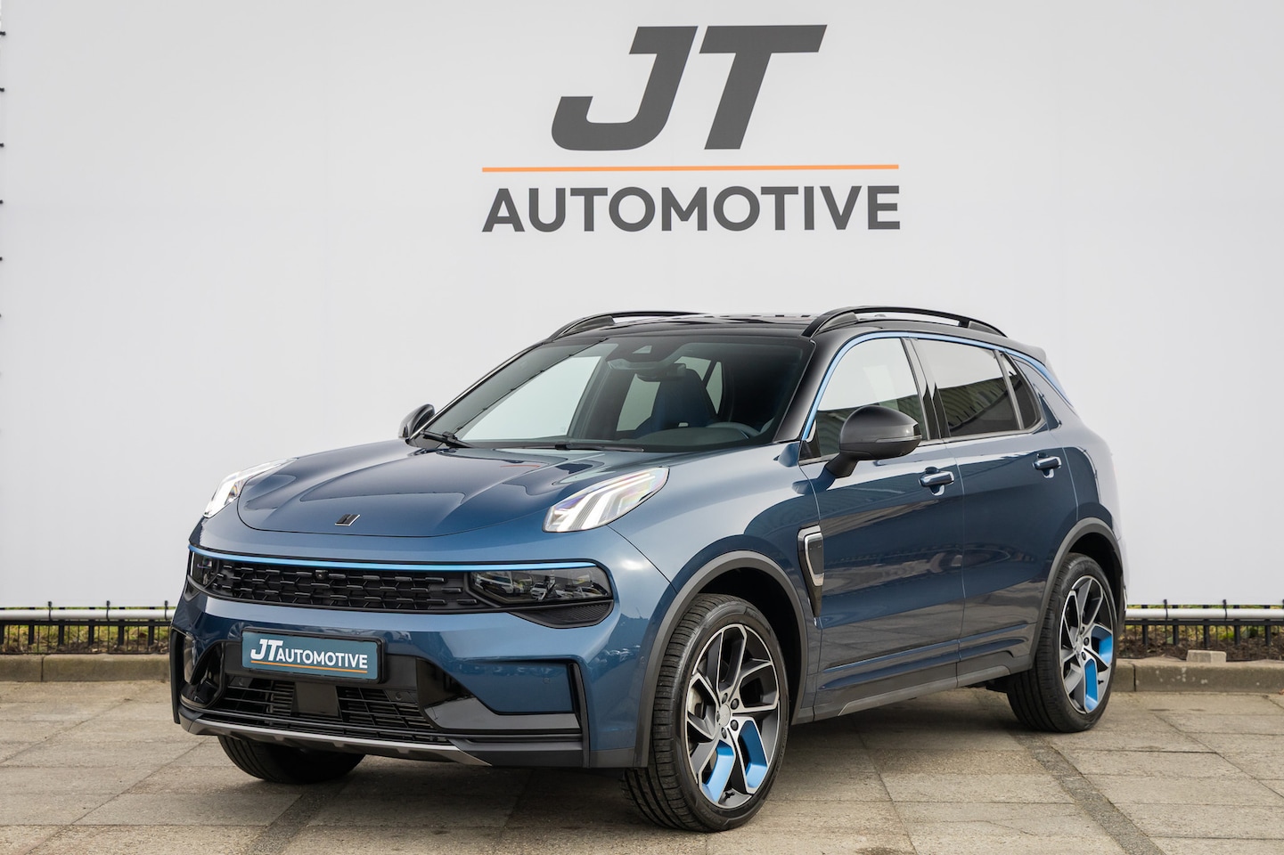 Lynk & Co 01 - 1.5 SOH96% | Pano | Camera | memory stoelen | Stoelverwarming - AutoWereld.nl