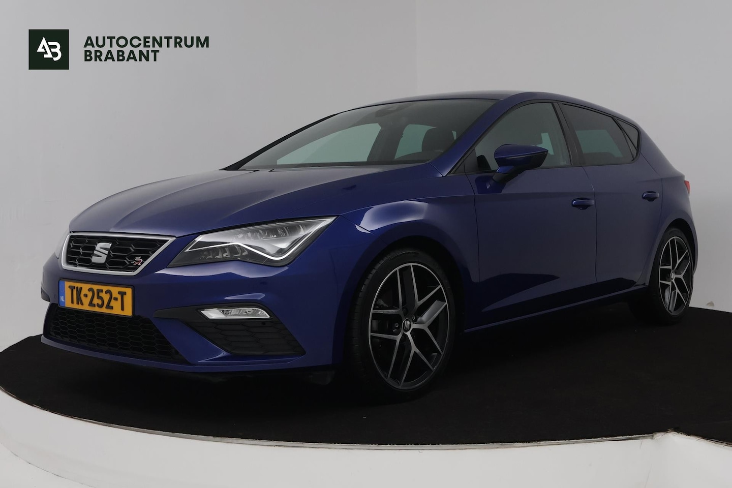 SEAT Leon - 1.4 EcoTSI FR Business Intense (NAVIGATIE, CARPLAY NAVIGATIE, DIGITALE COKPIT, PARKEERSENS - AutoWereld.nl