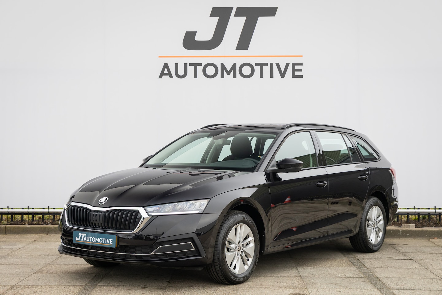 Skoda Octavia - e-TSI Ambition Stuurverwarming | Elek Kofferbak | Camera - AutoWereld.nl