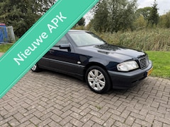 Mercedes-Benz C-klasse - 180 AUT Classic. Lage KMS Nette auto