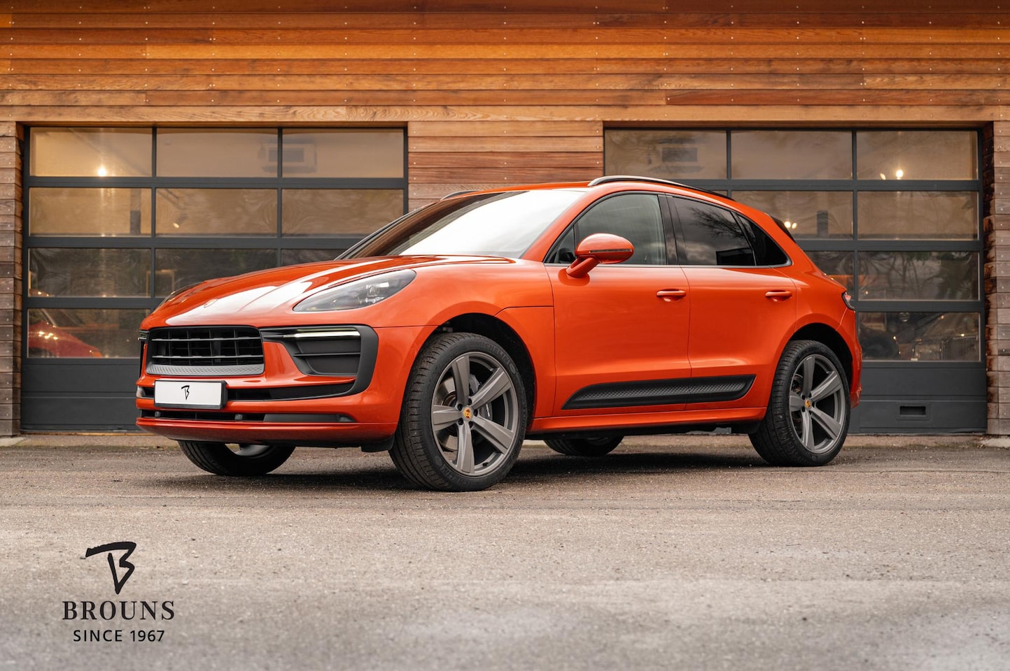 Porsche Macan - 2.0 265pk | BOSE | Carplay | Pano | 21inch | Camera | 1e Eig. - AutoWereld.nl