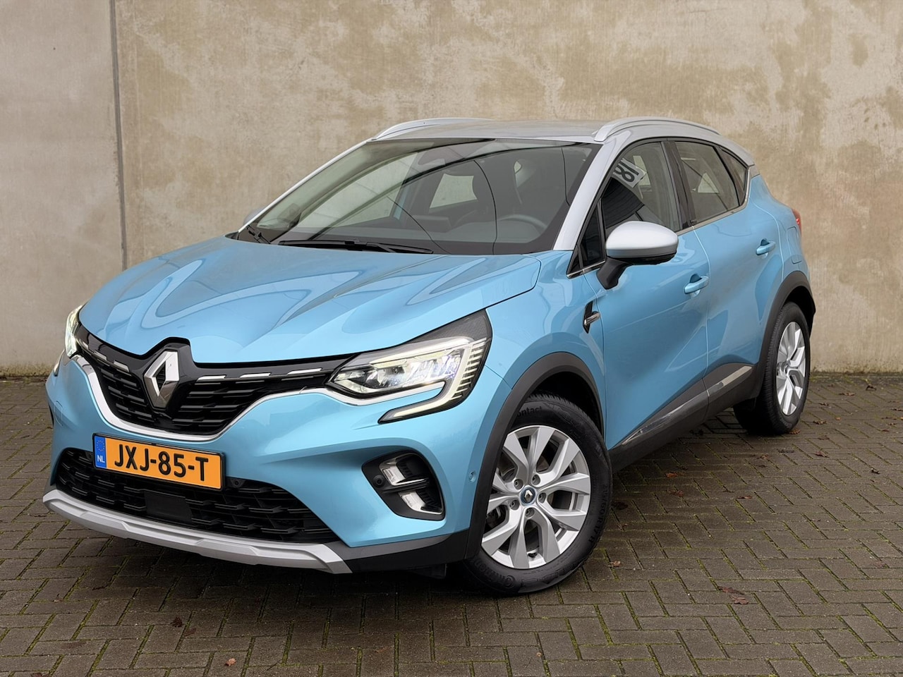 Renault Captur - 1.6 Hybrid E-Tech 160 ACC 360 CarPlay Stuurverwarming - AutoWereld.nl