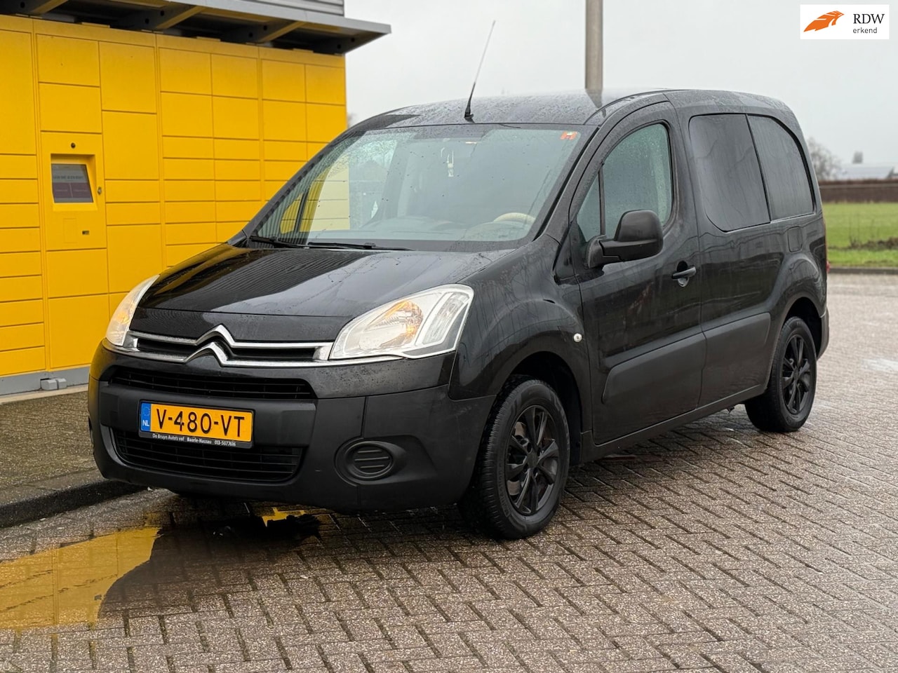 Citroën Berlingo - 1.6 eHDI Bj 2013 Zwart Airco 3-Zits schuifdeur Nette bus - AutoWereld.nl