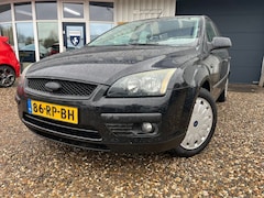 Ford Focus - 1.6-16V Futura