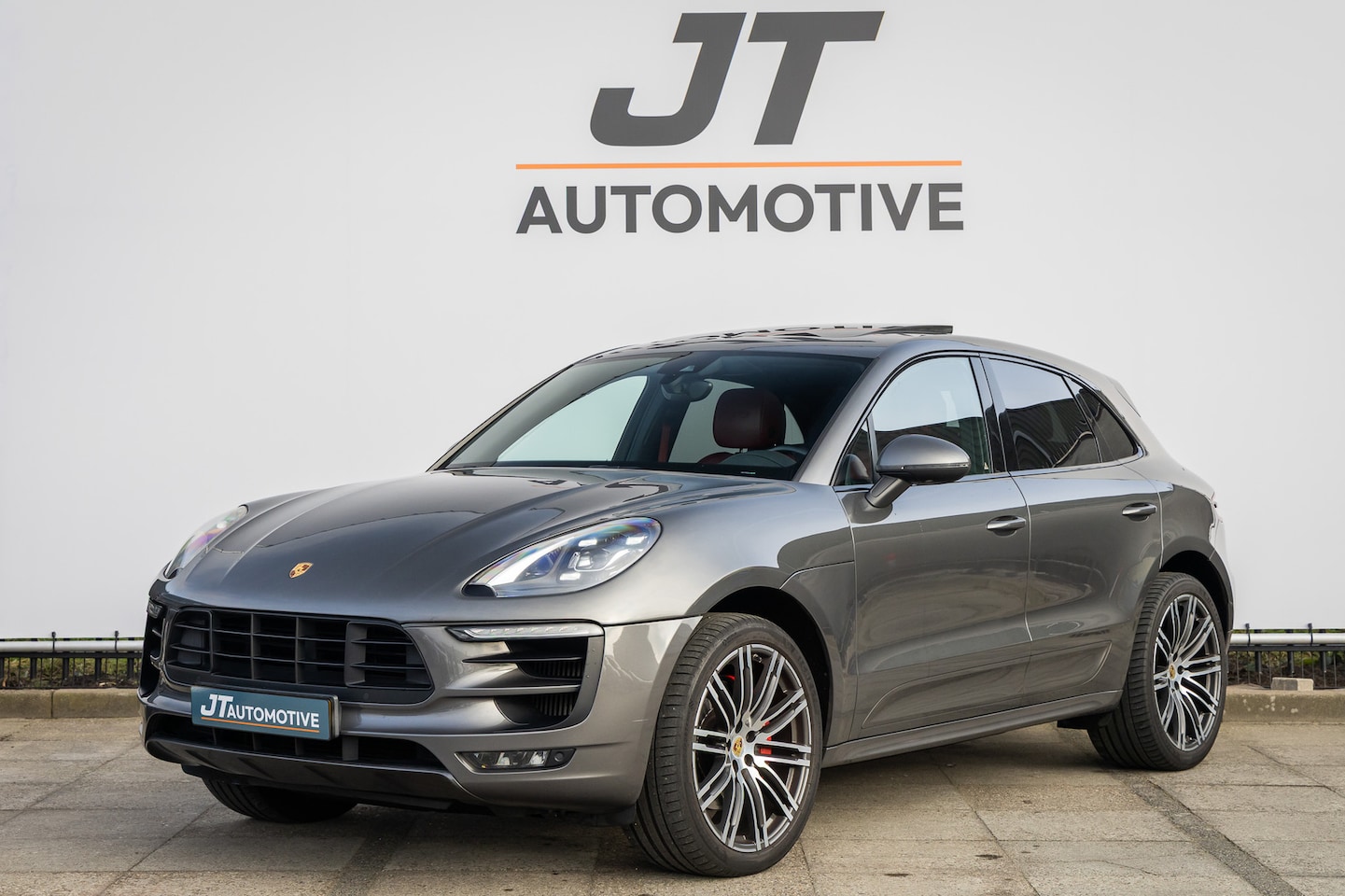 Porsche Macan - GTS 3.0 GTS Pano | Stoelverwarming | memory stoelen - AutoWereld.nl