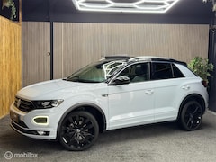 Volkswagen T-Roc - 1.5 TSI Sport Business R|Pano|Cam|Led|Acc
