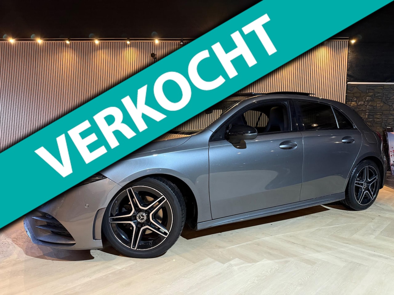 Mercedes-Benz A-klasse - | Sfeerverlichting | Pano | Carplay - AutoWereld.nl