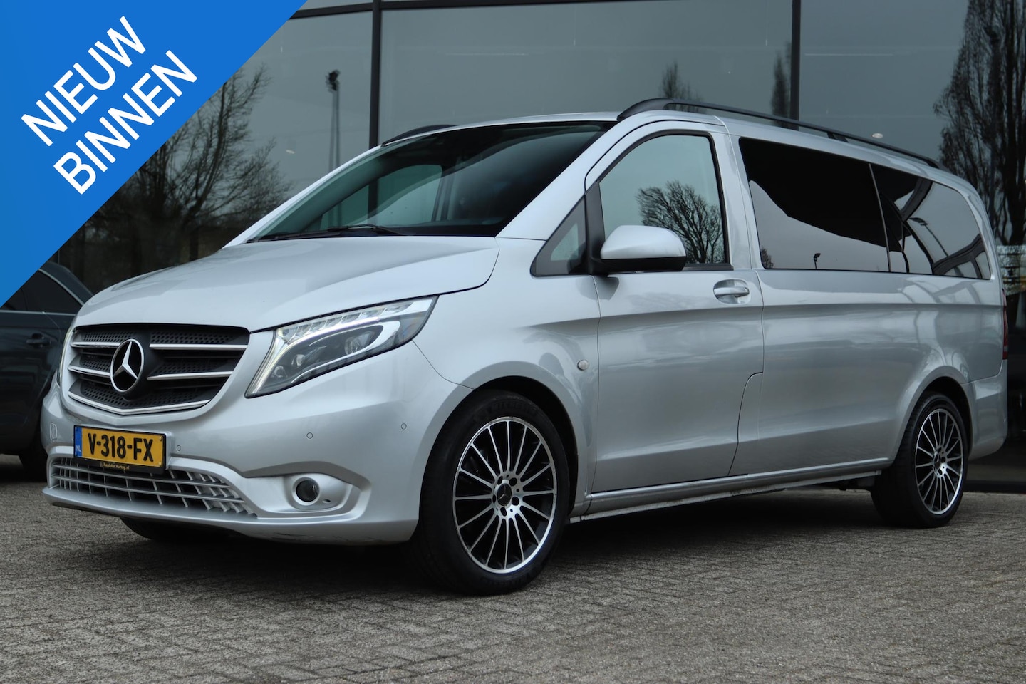 Mercedes-Benz Vito - 114 CDI LANG DC AUT. EURO 6 DUBBEL CABINE L2 | CAMERA | LED | NAVI | TREKHAAK | LMV - AutoWereld.nl
