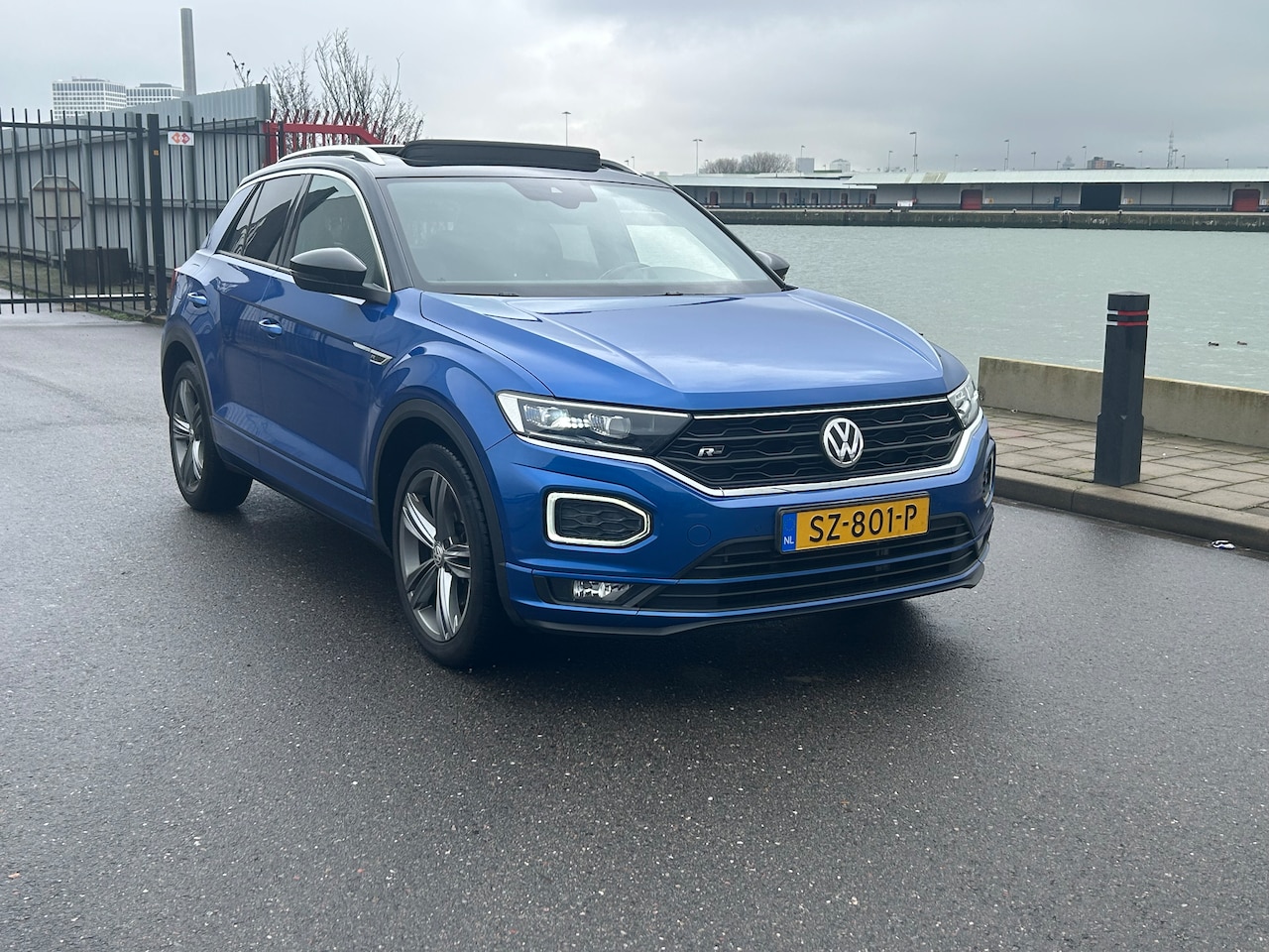 Volkswagen T-Roc - 1.5 TSI Sport 150 PK DSG AUT 3XR PLINE PANO CAMERA - AutoWereld.nl
