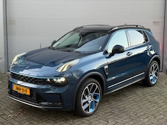 Lynk & Co 01 - 1.5 l Pano l Infinity Sound l ACC l Camera l IZGST l