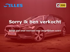 Volvo V60 - 2.0 D3 Momentum Core | Trekhaak | Carplay | Camera | Lederen Bekleding | Camera | Lederen