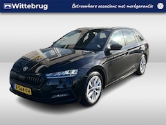 Skoda Octavia Combi - 1.5 e-TSI Sport Business / FABRIEKSGARANTIE TM 11-2027/ AUTOMAAT/ TREKHAAK/ 150 PK/ PARK.