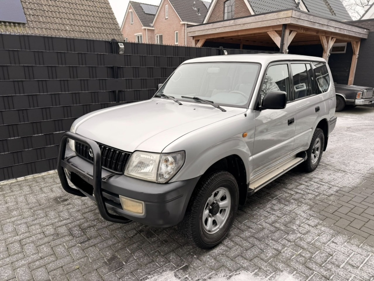 Toyota Land Cruiser 90 - LANDCRUISER GX 3.0 TD 4X4| AIRCO| ZEER NETJES| TREKHAAK - AutoWereld.nl