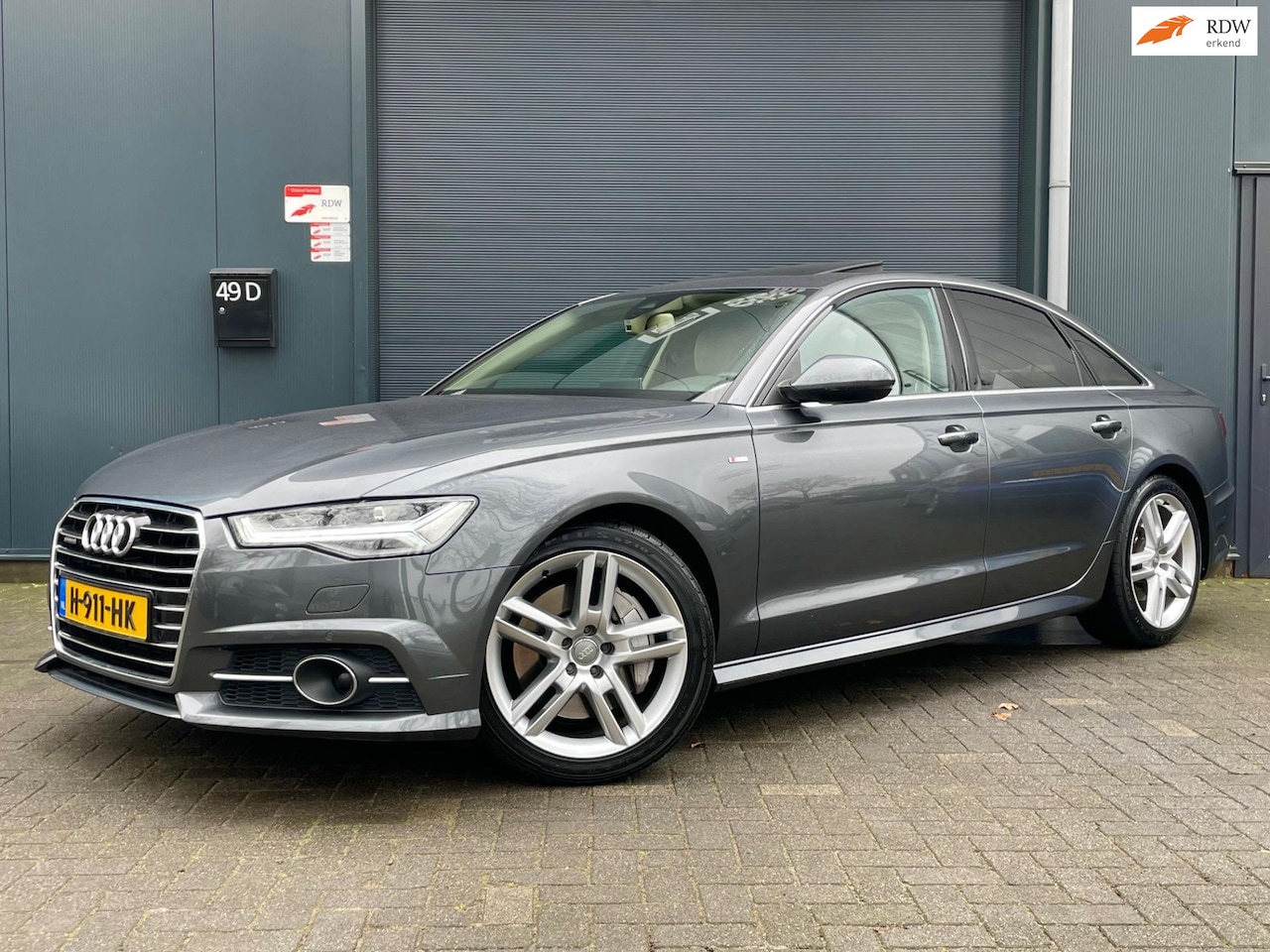 Audi A6 Limousine - 3.0 TDI BiT quattro S-line KEYLESS LUCHTVERING TREKHAAK LEER CAMERA ACC CLIMA BLUETOOTH ZO - AutoWereld.nl