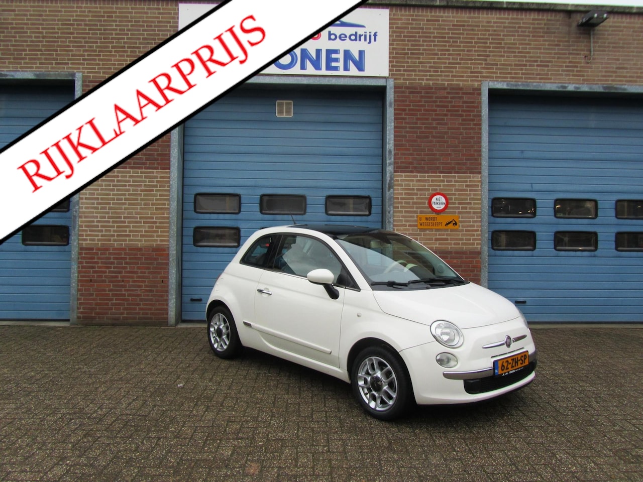 Fiat 500 - 1.2 Lounge|3 deurs|radio/cd speler|usb|panoramadak - AutoWereld.nl