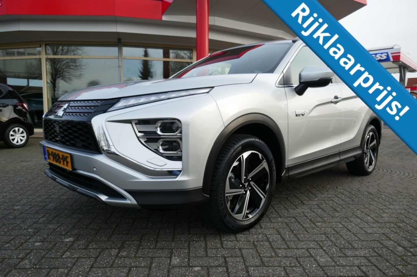 Mitsubishi Eclipse Cross - 2.4 PHEV INTENSE+  NAVI / WINTERPAKKET / CAMERA / APLLE CARPALY - AutoWereld.nl