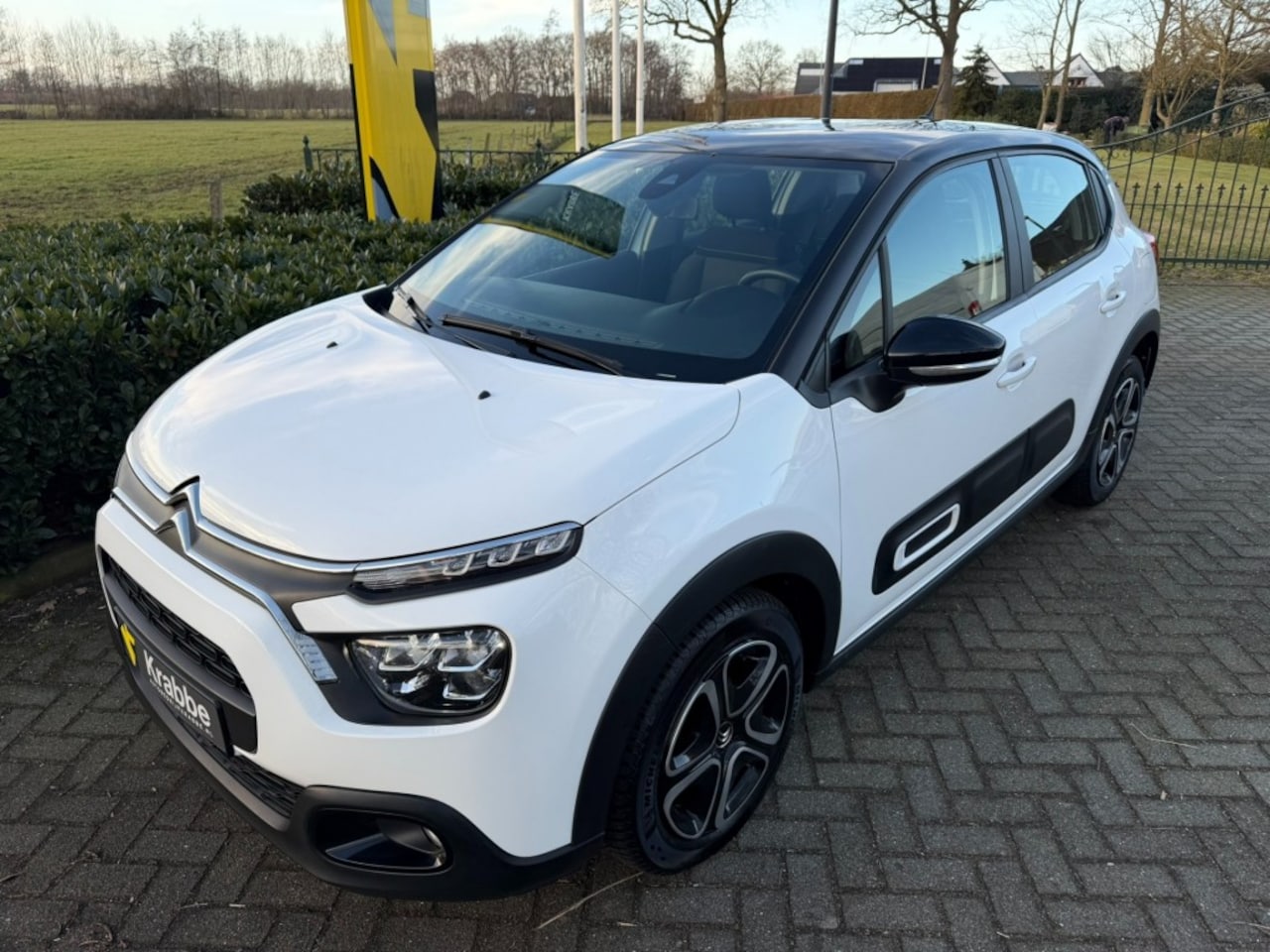 Citroën C3 - 1.2 Puretech Business Aut6 Led / Carplay / Cruise - AutoWereld.nl