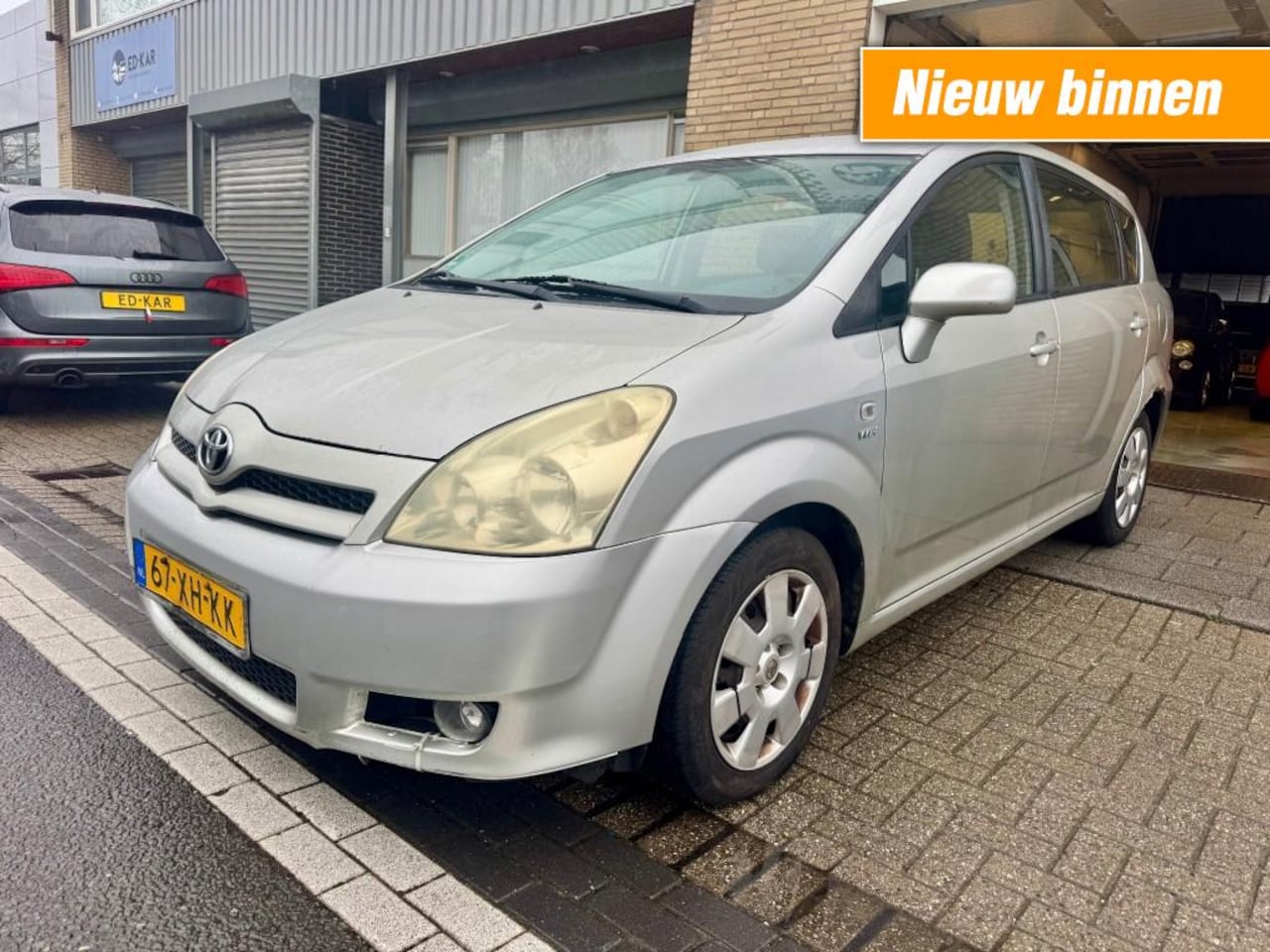 Toyota Corolla Verso - 1.8 VVT-i Terra 7pers. CLIMA RIJDT GOED NAP - AutoWereld.nl