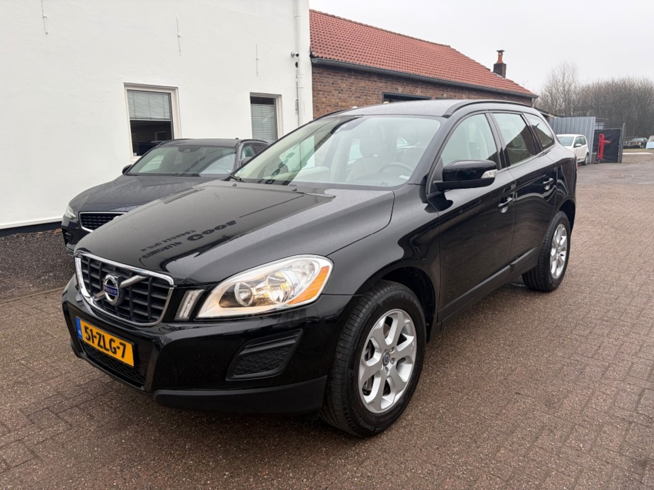 Volvo XC60 - T5 Momentum - AutoWereld.nl