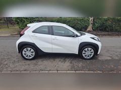 Toyota Aygo X - 1.0 VVt-I MT Play*camera*apple/android*stoelverw