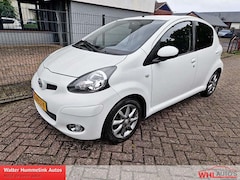 Toyota Aygo - 1.0-12V Dynamic Navigator