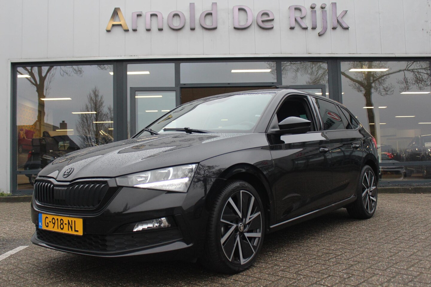 Skoda Scala - 1.0 TSI Sport Business 1.0 TSI Sport Business - AutoWereld.nl