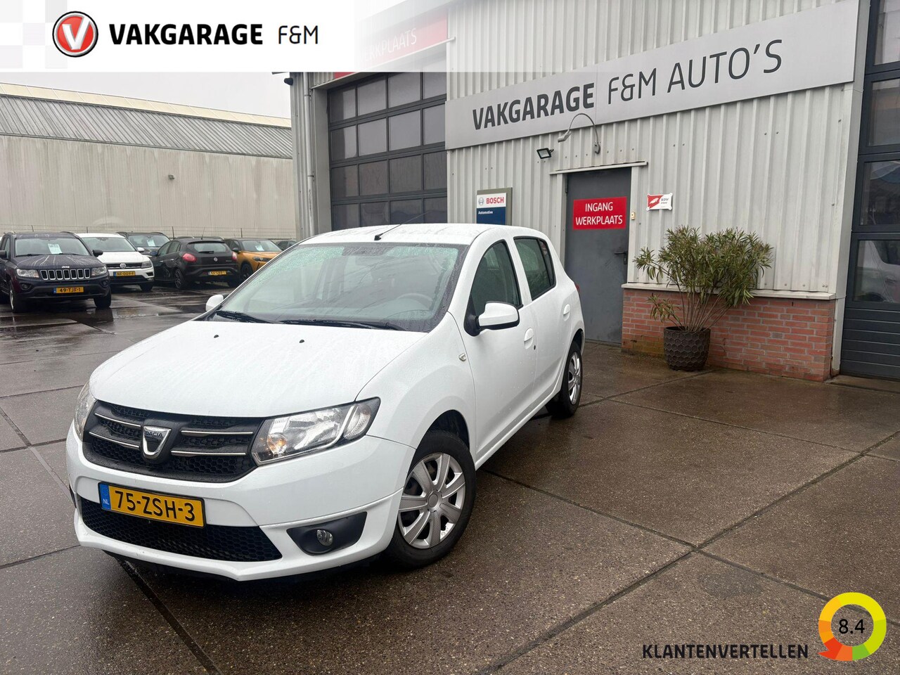 Dacia Sandero - 0.9 TCe Lauréate Airco, trekhaak - AutoWereld.nl