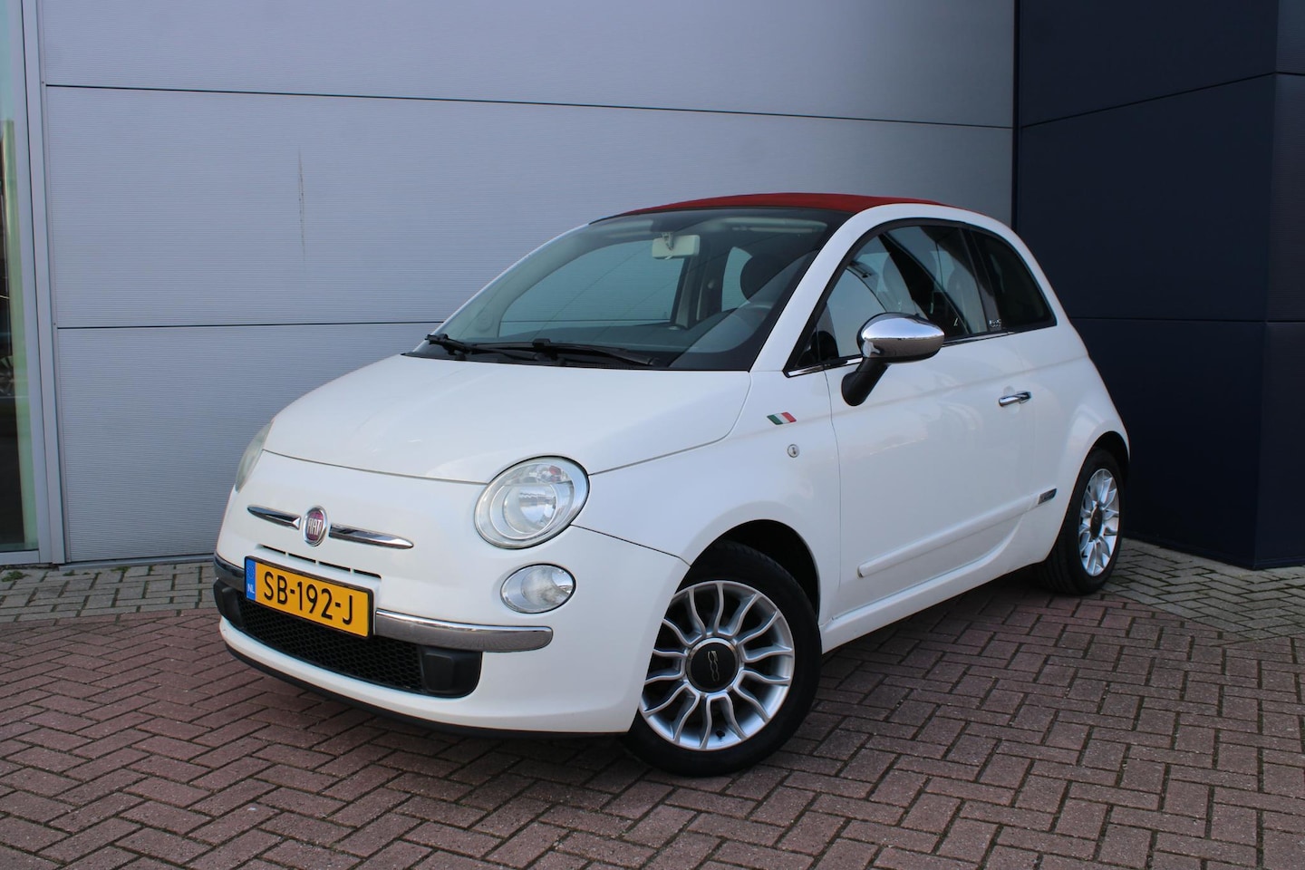 Fiat 500 C - 1.2 Lounge Cabrio Leer Airco Zeer mooi Nederlandse auto - AutoWereld.nl