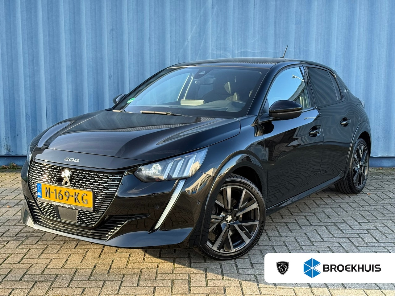 Peugeot 208 - GT Pack Alcantara Sportstoelen | Stoeverwarming | Panorama dak | Cruise Control | Airco | - AutoWereld.nl