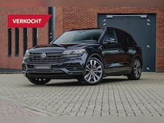 Volkswagen Touareg - 3.0 TSi eHybrid 4MOTION | Luchtvering | Pano | IQ.Light | Massage | Memory