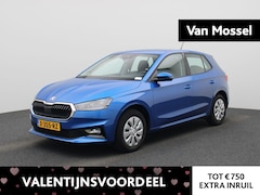 Skoda Fabia - 1.0 TSI Ambition | CLIMATE CONTROL | ADAPTIEF CRUISECONTROL | PARKEERSENSOREN | PARKEERSEN