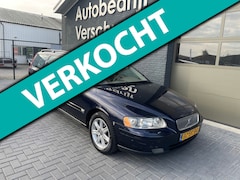 Volvo V70 - 2.0T Edition II automaat trekhaak stoelverwarming