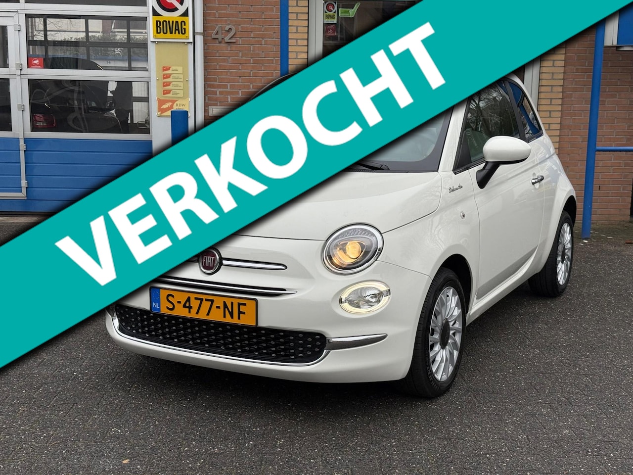 Fiat 500 - 1.0 Hybrid Dolcevita | Panoramadak | Parkeersensoren | Cruise-control | DAB-radio - AutoWereld.nl