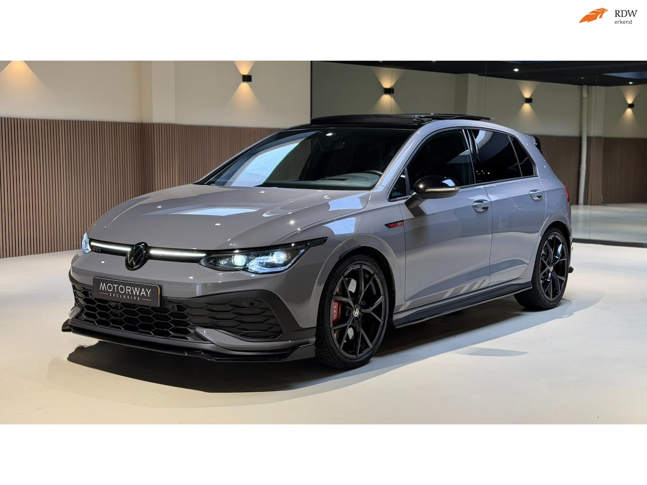 Volkswagen Golf - 2.0 TSI GTI Clubsport Nürburgring|PANO|HUD|MATRIX|H&K|MAXTON|SFEER|CAMERA| - AutoWereld.nl