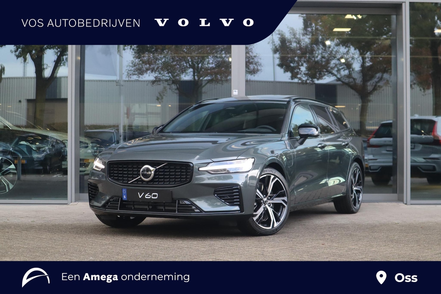 Volvo V60 - 2.0 T6 Plug-in hybrid AWD Plus Dark |Nieuw uit voorraad leverbaar!| - AutoWereld.nl