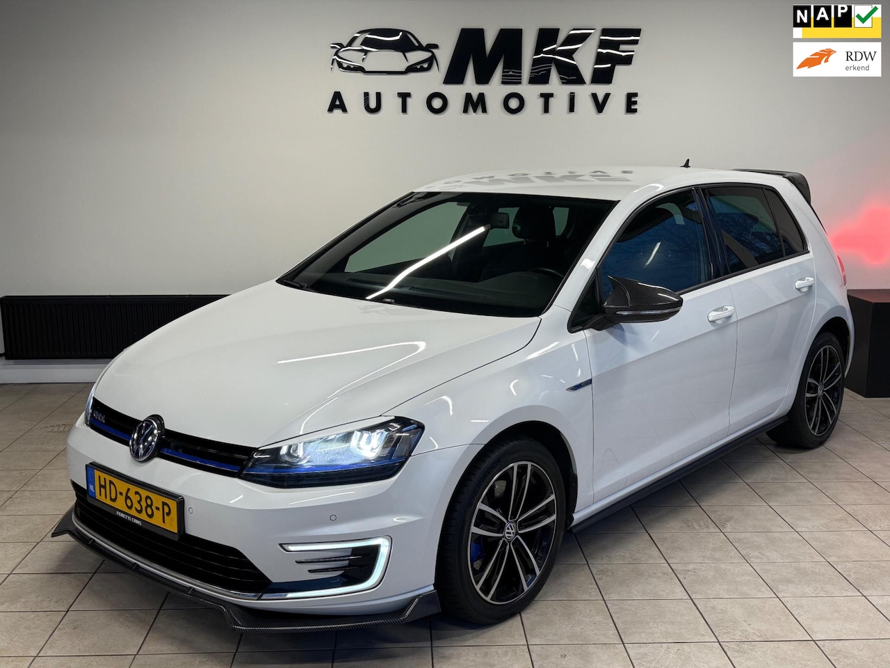Volkswagen Golf - 1.4 TSI GTE 2015 Wit 5DR DSG/ECC/LMV/KM NAP! - AutoWereld.nl