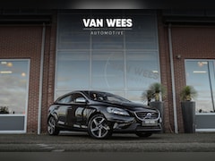 Volvo V40 - 2.0 T2 R-Design | 2e eigenaar | Navigatie | 17 inch | Climate control | Alcantara/leer | S
