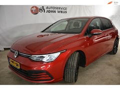 Volkswagen Golf - 8 1.5 TSI Life Business