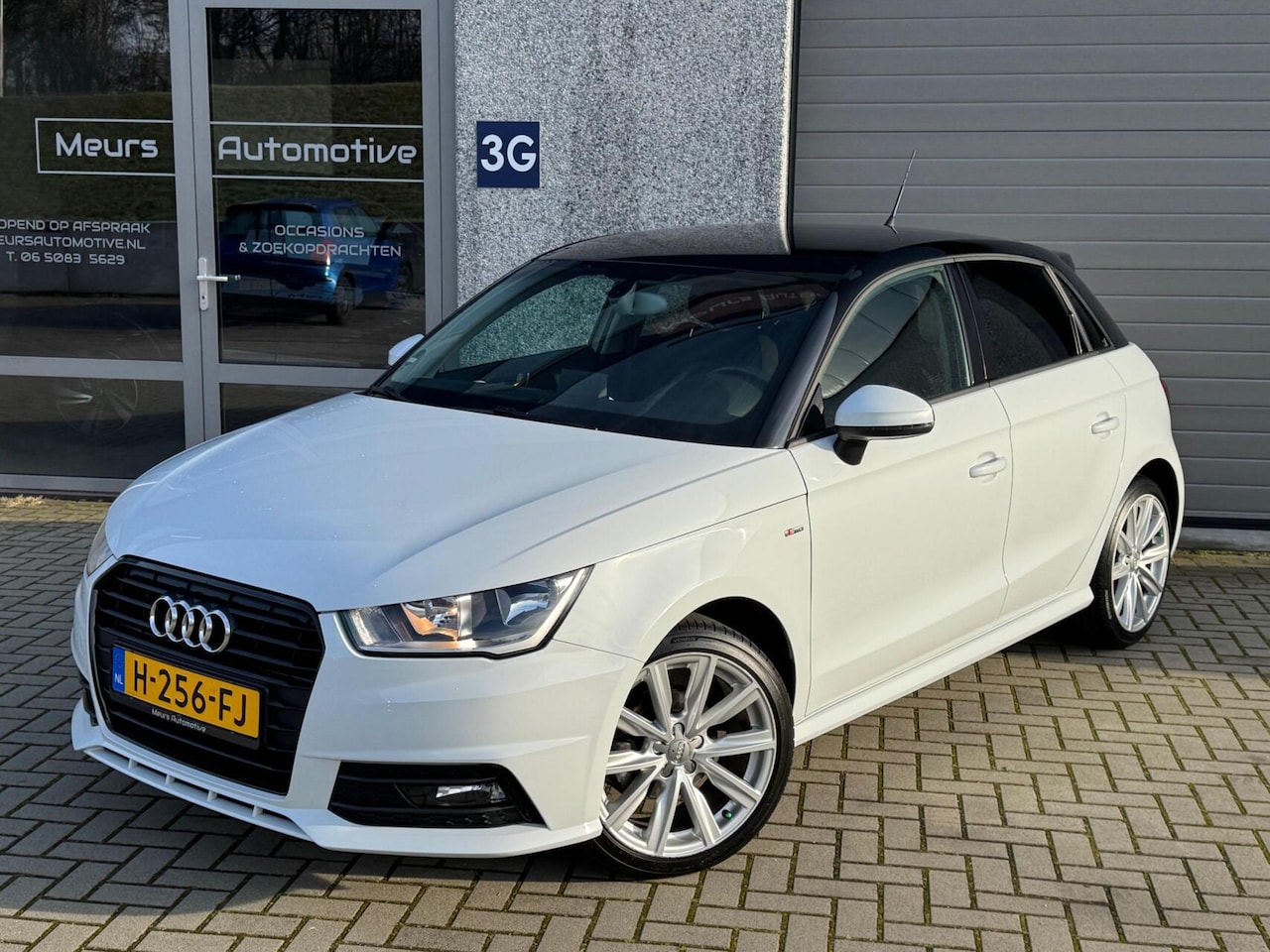Audi A1 Sportback - 1.0 TFSI S-line Navi/Stoelverw/Zwart Dak/Climate/ - AutoWereld.nl