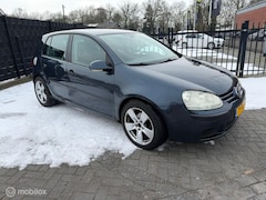 Volkswagen Golf - 1.6 FSI Sportline automaat